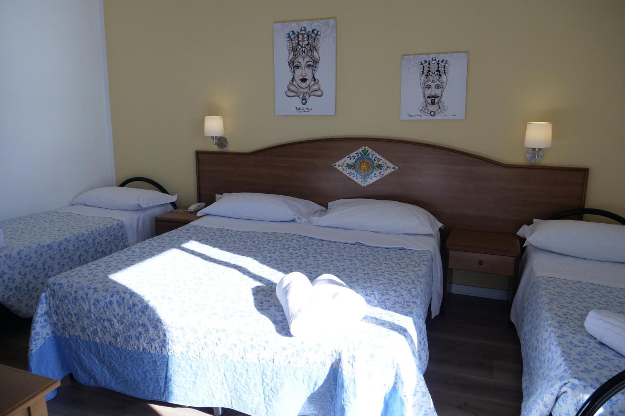 Hotel Elios Tao タオルミーナ エクステリア 写真