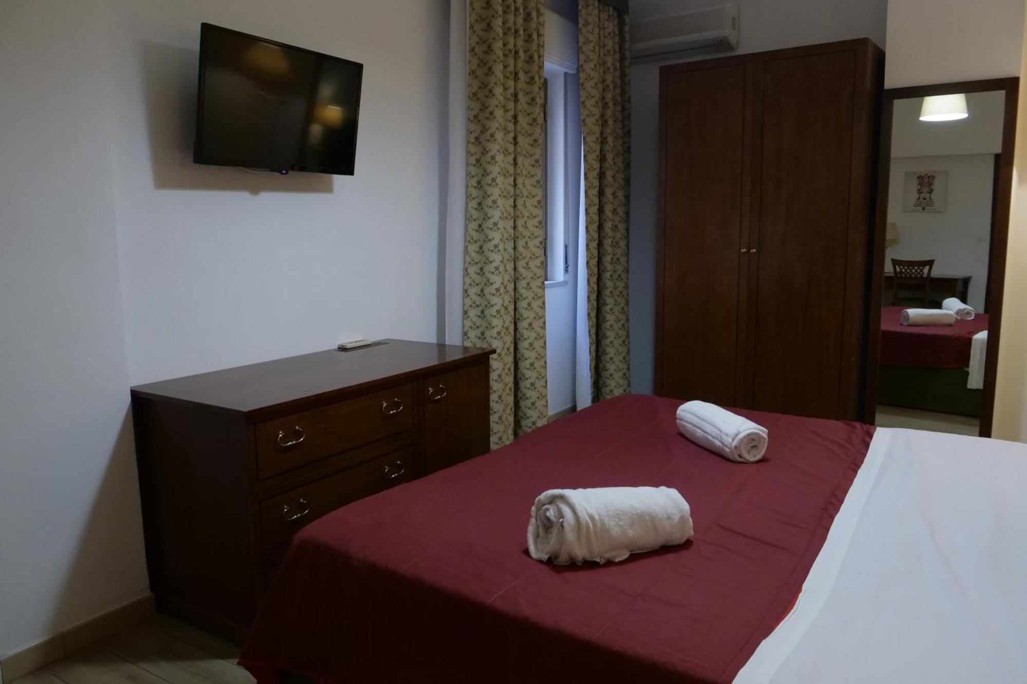 Hotel Elios Tao タオルミーナ エクステリア 写真