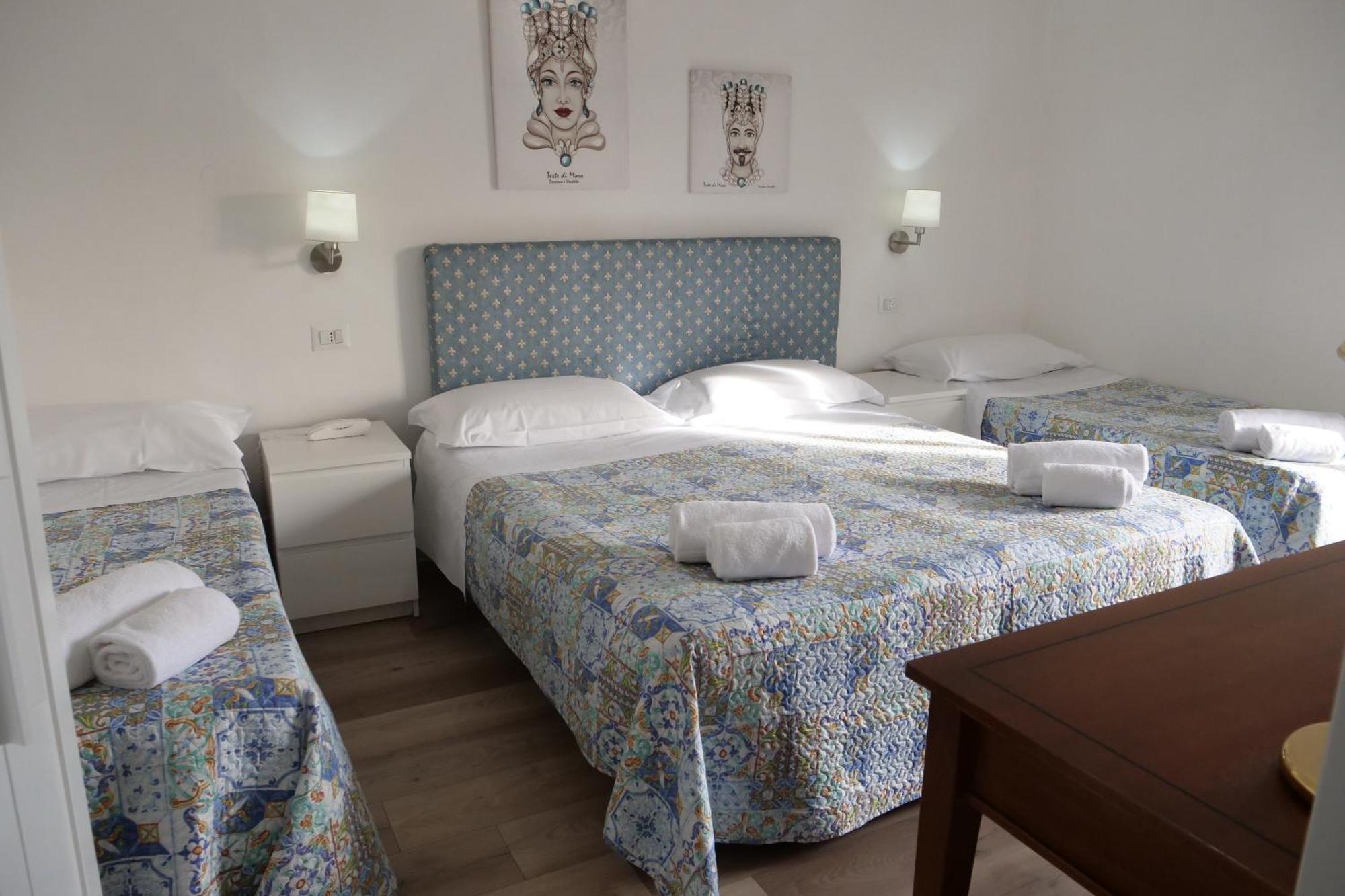 Hotel Elios Tao タオルミーナ エクステリア 写真