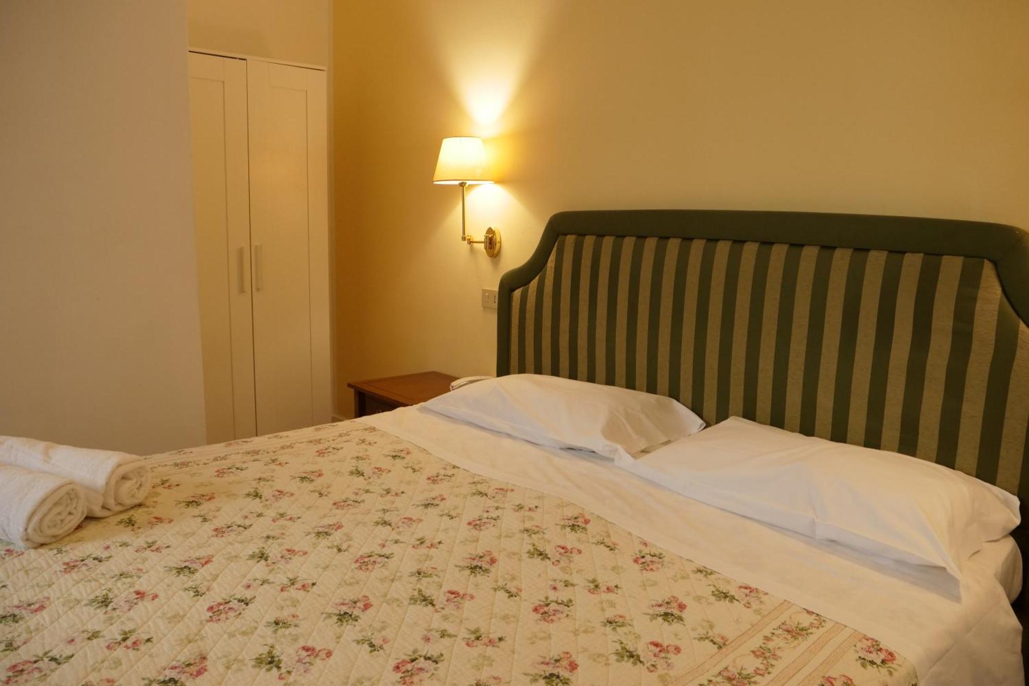 Hotel Elios Tao タオルミーナ エクステリア 写真