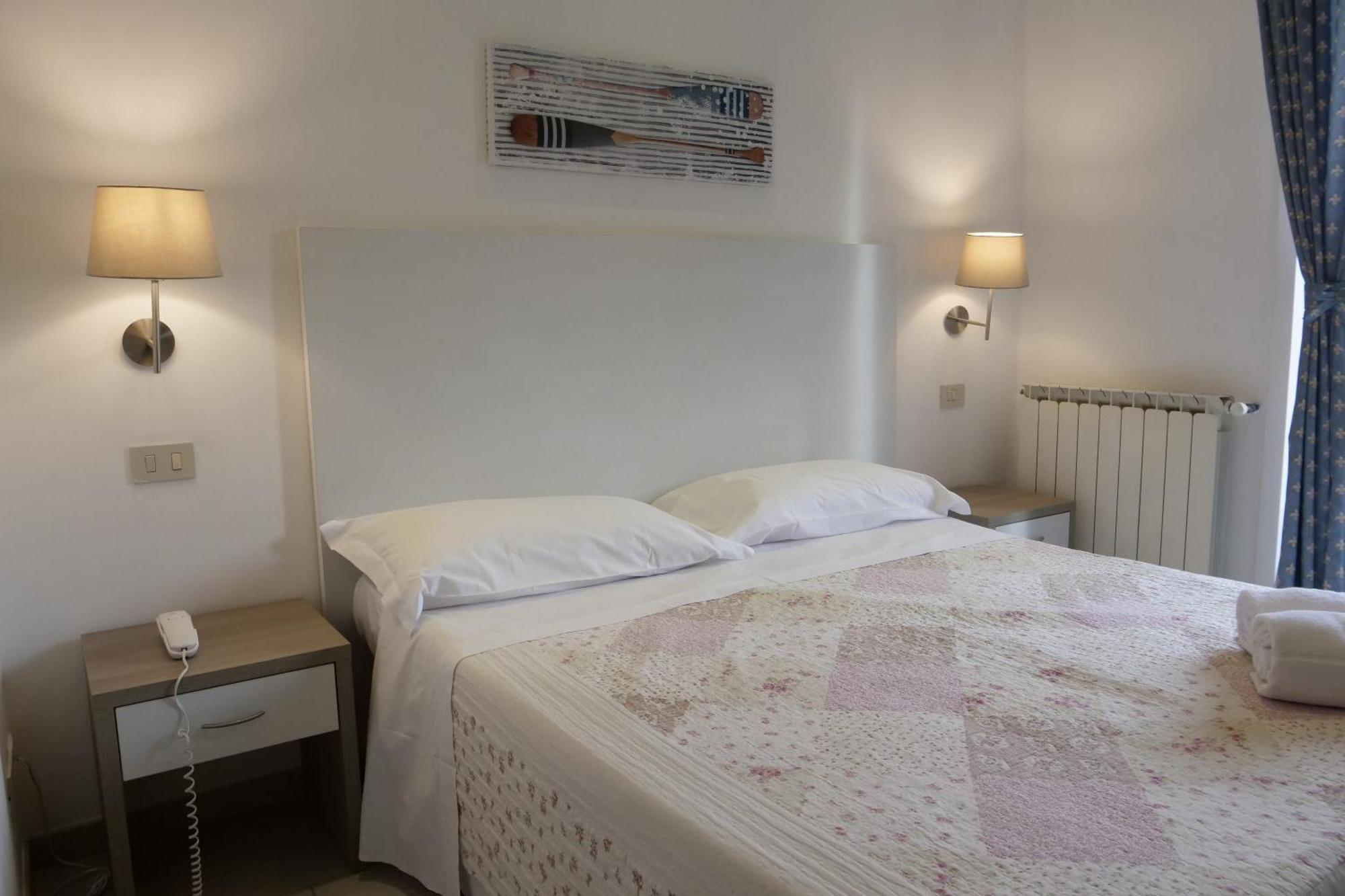 Hotel Elios Tao タオルミーナ エクステリア 写真