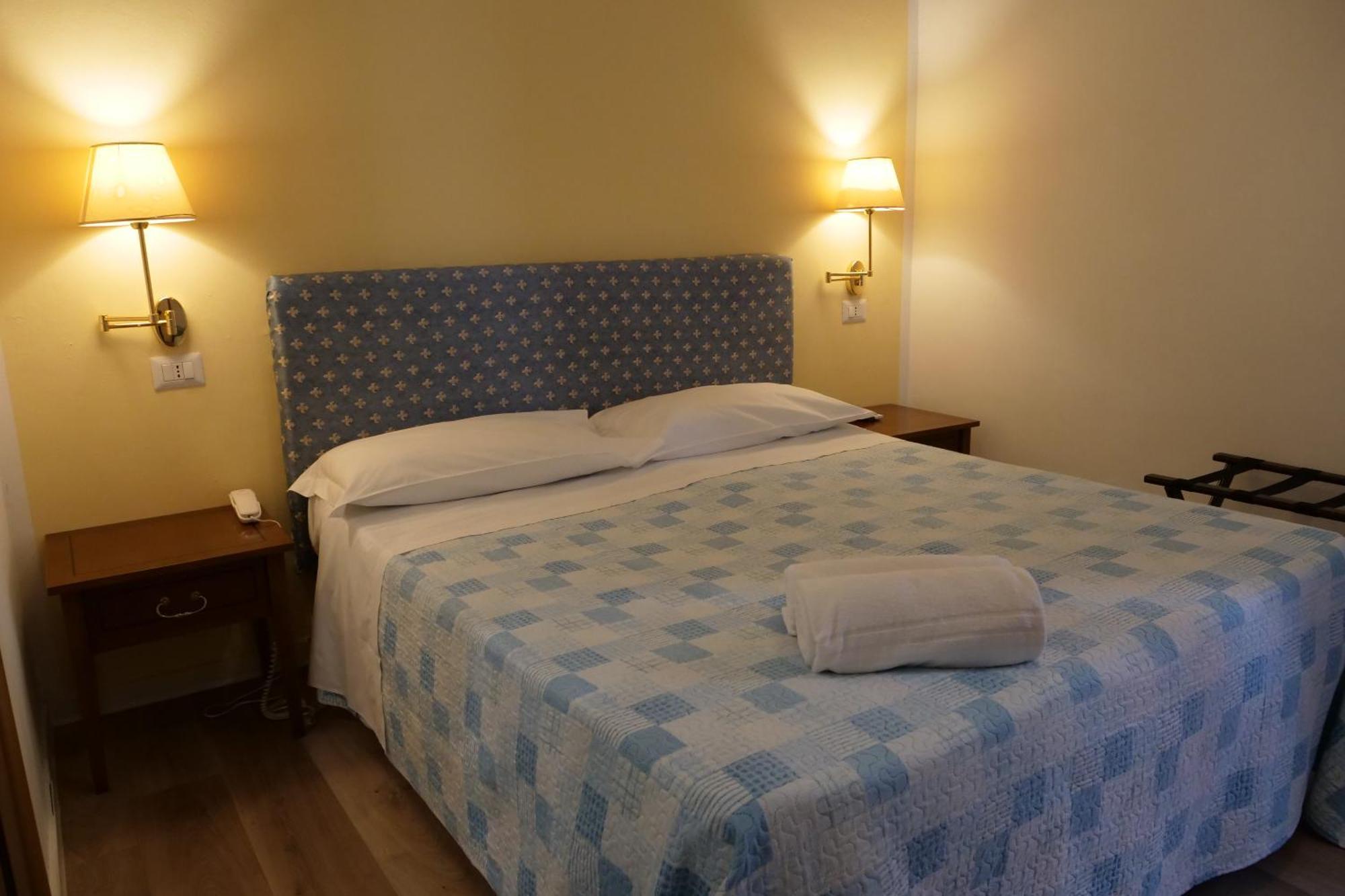 Hotel Elios Tao タオルミーナ エクステリア 写真